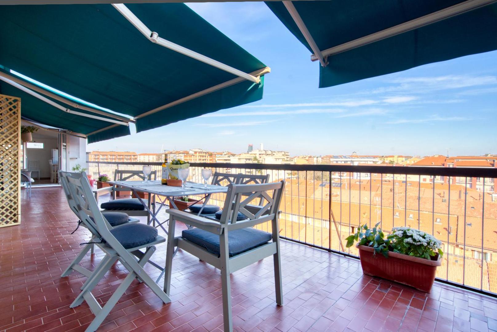 Spacious Penthouse With Panoramic Terrace - 20 Minutes From Duomo Milan Exterior photo